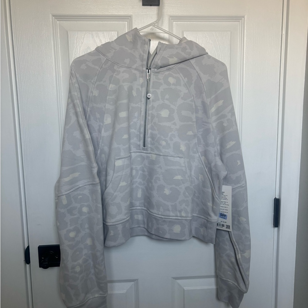 Lululemon Athletica Light Gray Patterned half zip Scuba Hoodie 🤍🩶🤍🩶